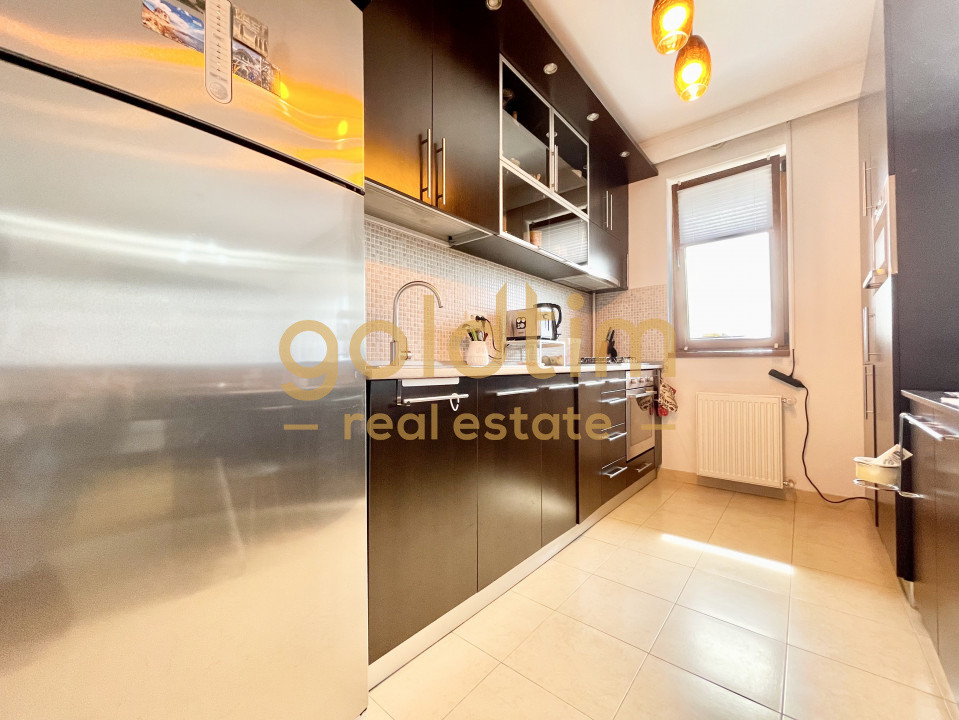 MOBILAT SI UTILAT/ GATA DE MUTAT/ PRIVELISTE