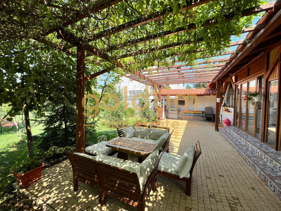 NOU/ SUPERB/ GRADINA MATURA/ PISCINA