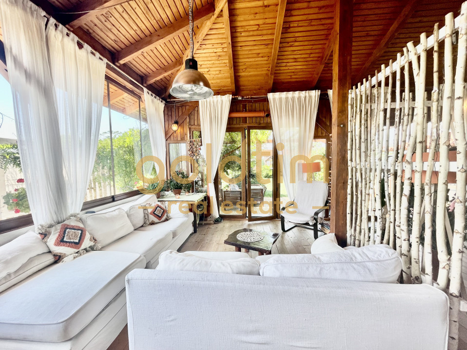 NOU/ SUPERB/ GRADINA MATURA/ PISCINA