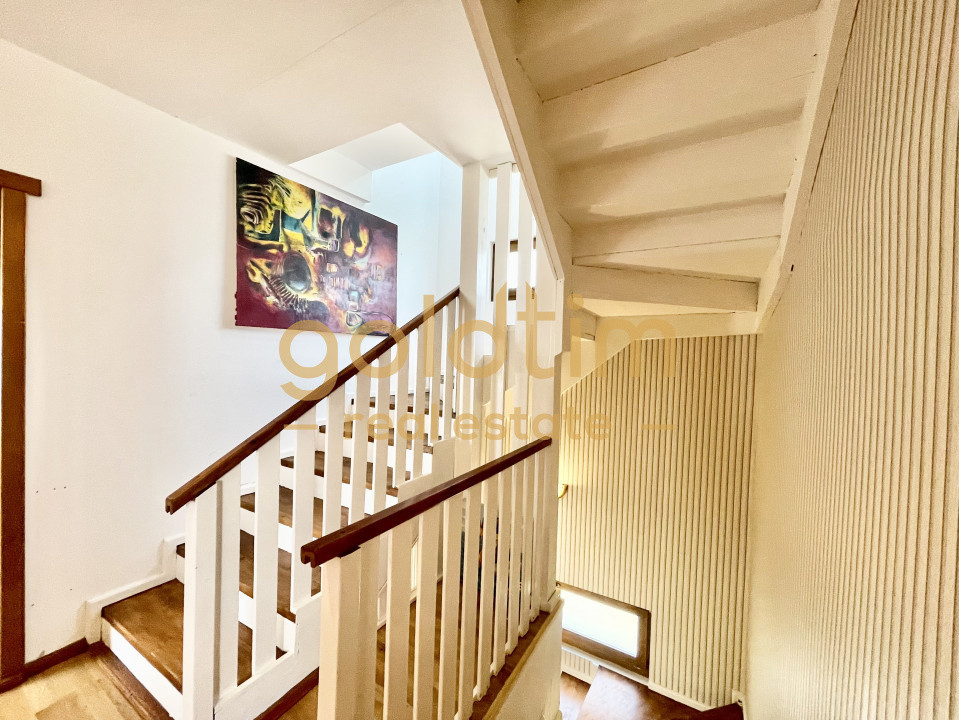 NOU/ SUPERB/ GRADINA MATURA/ PISCINA