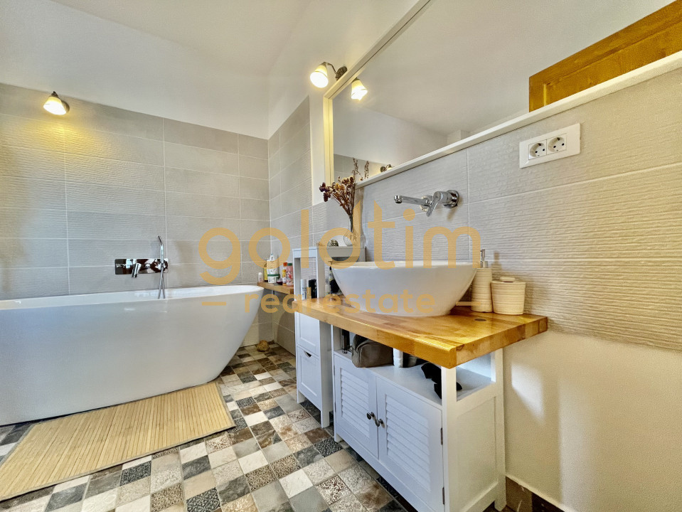 NOU/ SUPERB/ GRADINA MATURA/ PISCINA