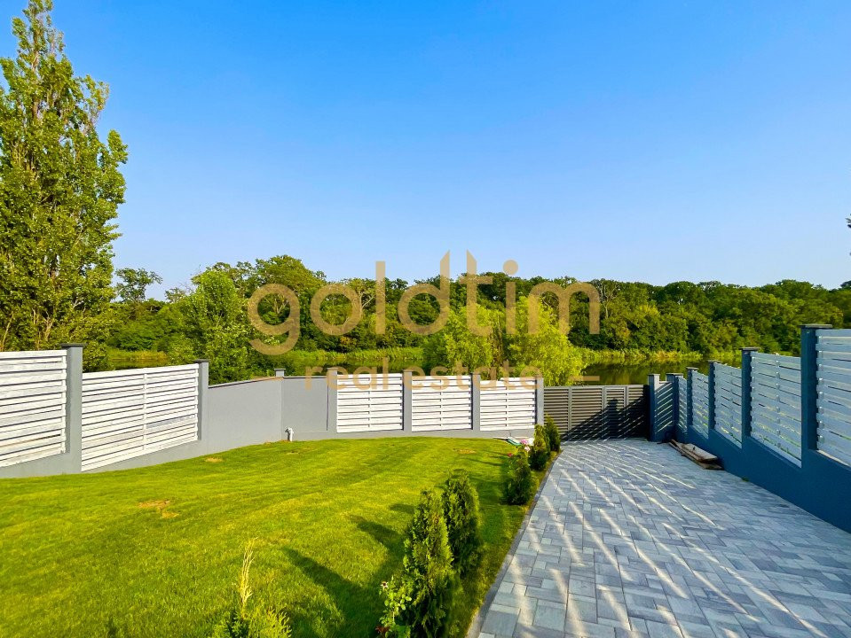 NOU/VILA INDIVIDUALA CU PRIVELISTE LAC/PISCINA/POTRIVITA EVENIMENTE/GRADINITA