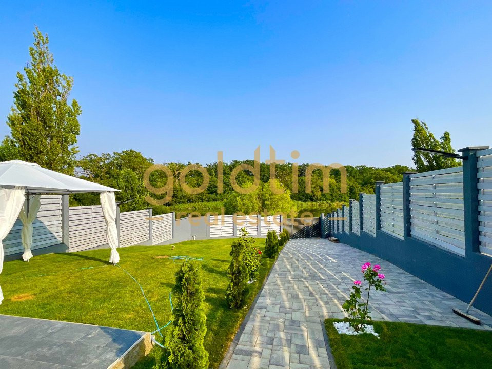 NOU/VILA INDIVIDUALA CU PRIVELISTE LAC/PISCINA/POTRIVITA EVENIMENTE/GRADINITA