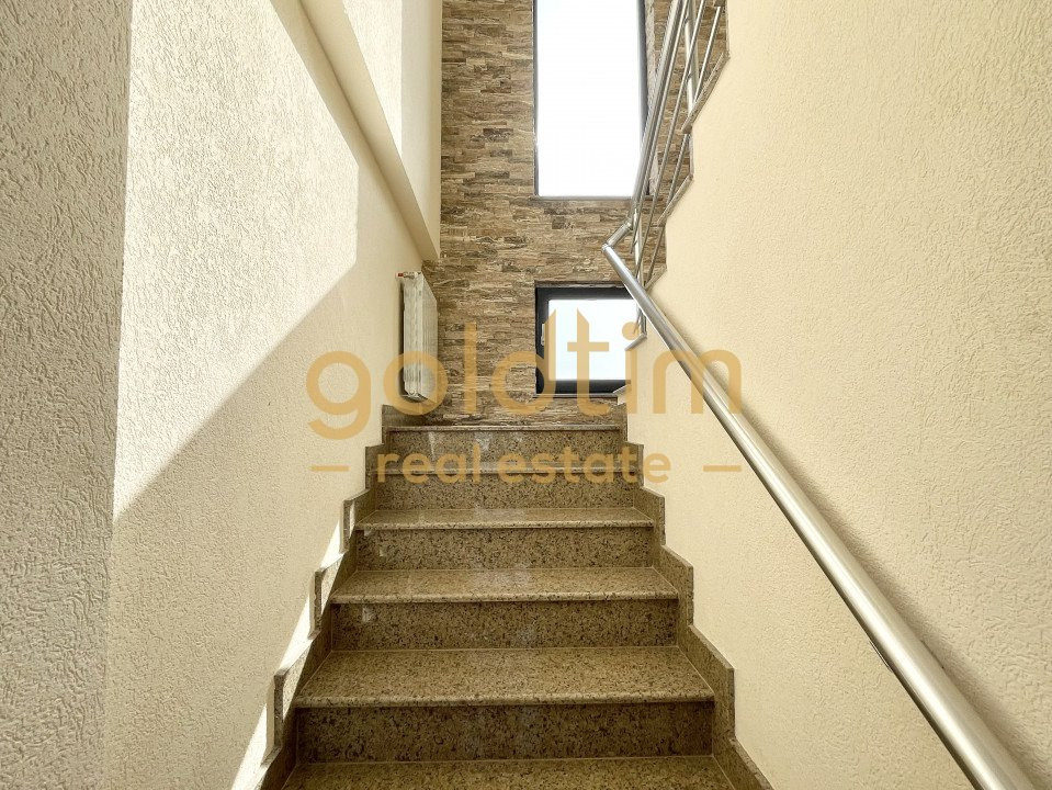 NOU/VILA INDIVIDUALA CU PRIVELISTE LAC/PISCINA/POTRIVITA EVENIMENTE/GRADINITA