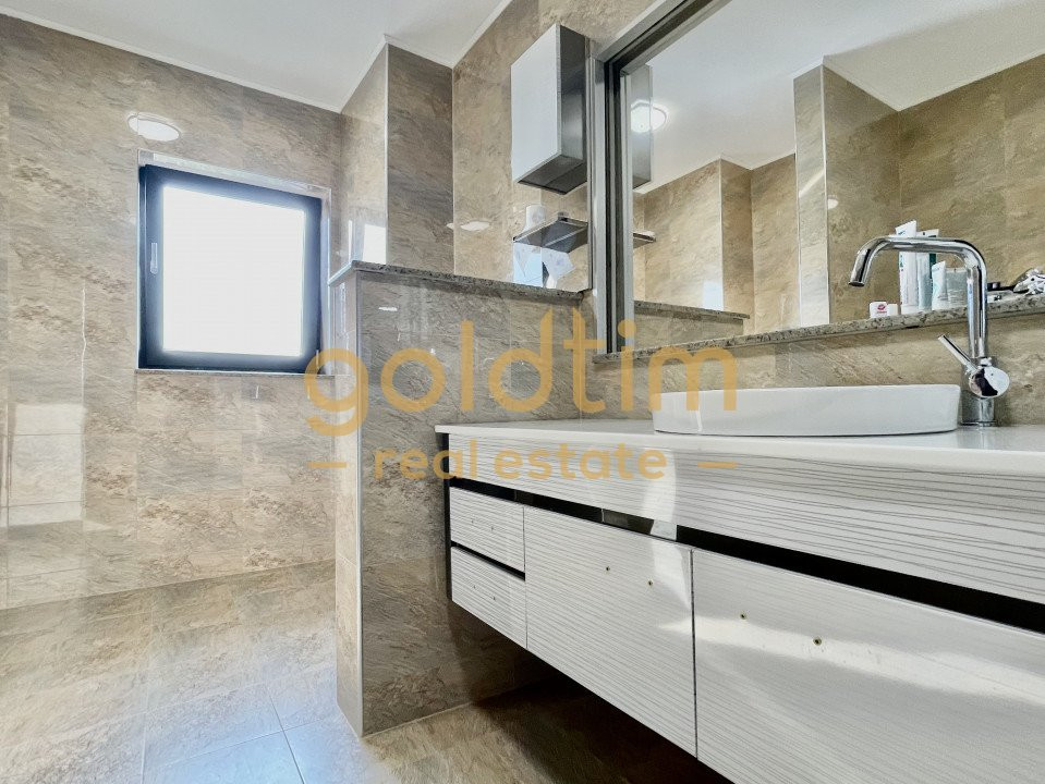 NOU/VILA INDIVIDUALA CU PRIVELISTE LAC/PISCINA/POTRIVITA EVENIMENTE/GRADINITA