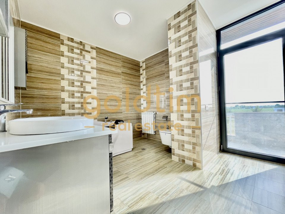 NOU/VILA INDIVIDUALA CU PRIVELISTE LAC/PISCINA/POTRIVITA EVENIMENTE/GRADINITA