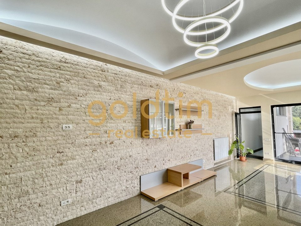 NOU/VILA INDIVIDUALA CU PRIVELISTE LAC/PISCINA/POTRIVITA EVENIMENTE/GRADINITA