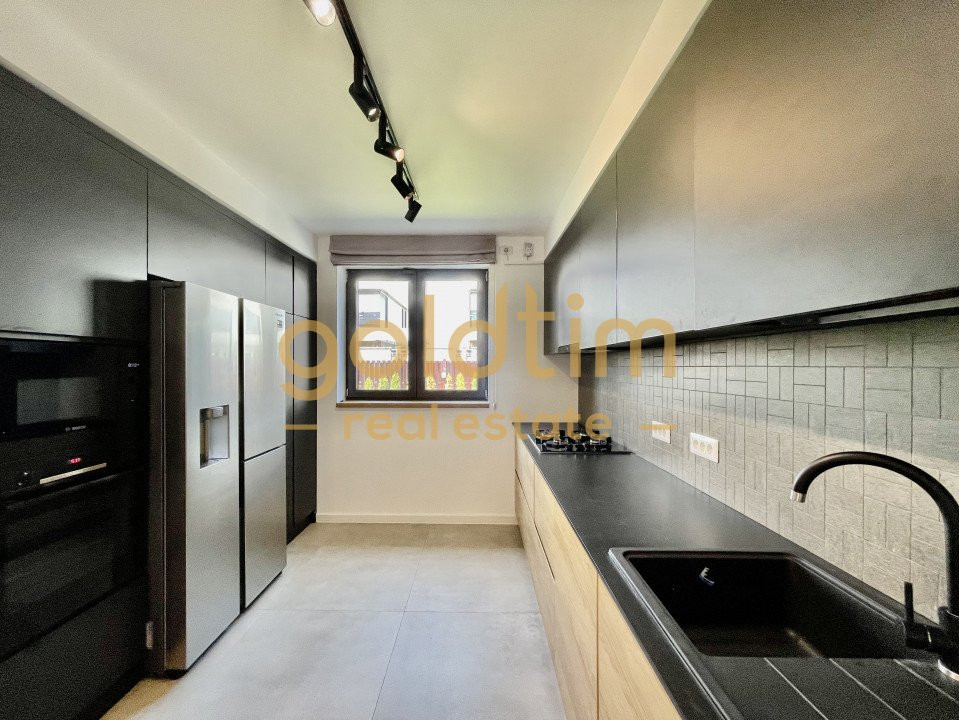 NOU/SUPERB/ OXFORD GARDENS/RENOVAT/PARCARE