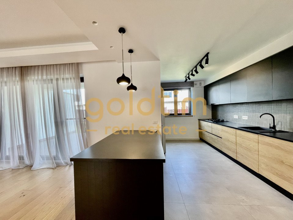 NOU/SUPERB/ OXFORD GARDENS/RENOVAT/PARCARE