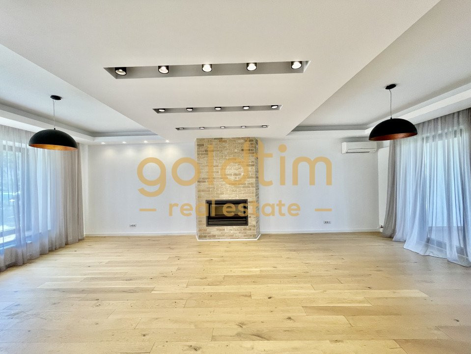 NOU/SUPERB/ OXFORD GARDENS/RENOVAT/PARCARE