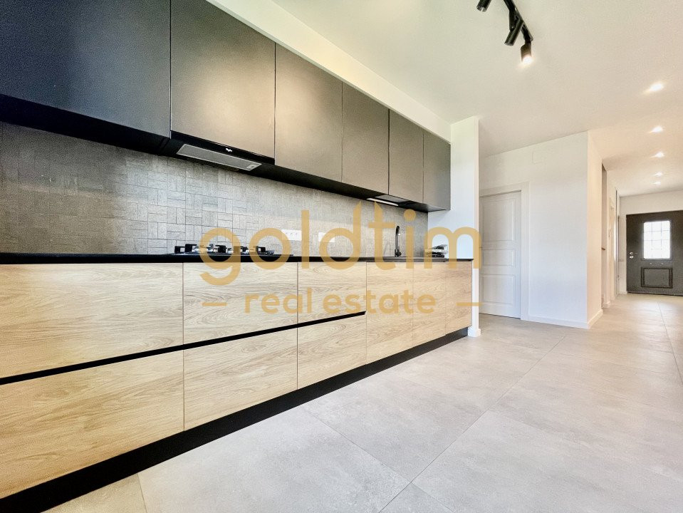 NOU/SUPERB/ OXFORD GARDENS/RENOVAT/PARCARE