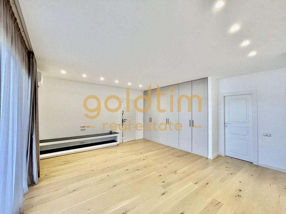 NOU/SUPERB/ OXFORD GARDENS/RENOVAT/PARCARE