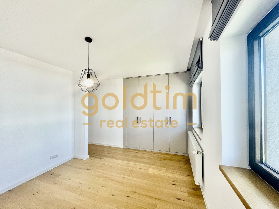 NOU/SUPERB/ OXFORD GARDENS/RENOVAT/PARCARE