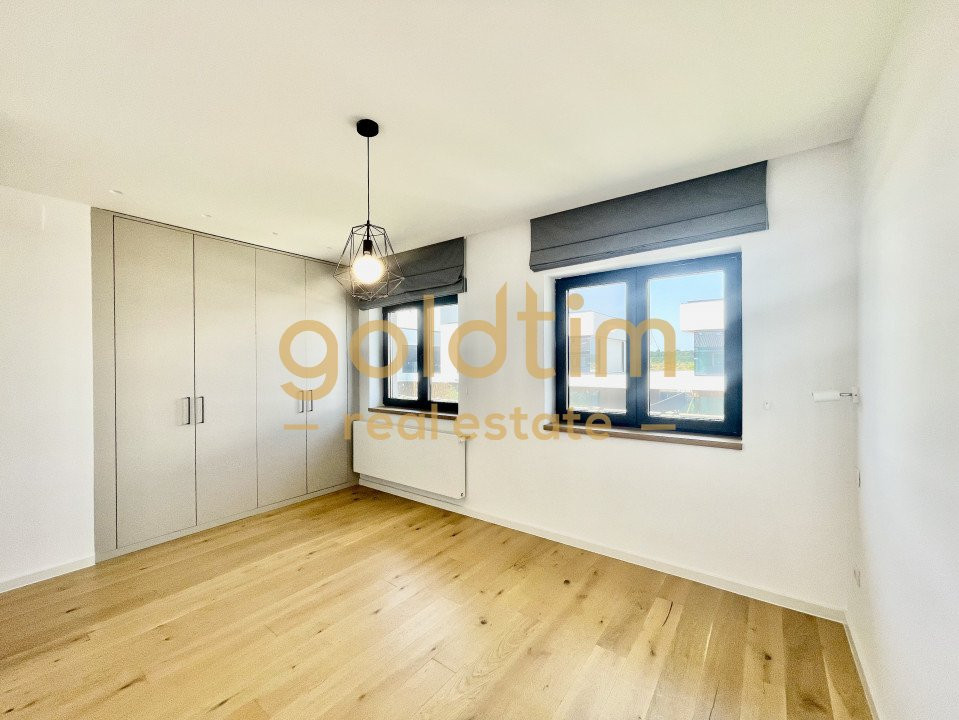 NOU/SUPERB/ OXFORD GARDENS/RENOVAT/PARCARE