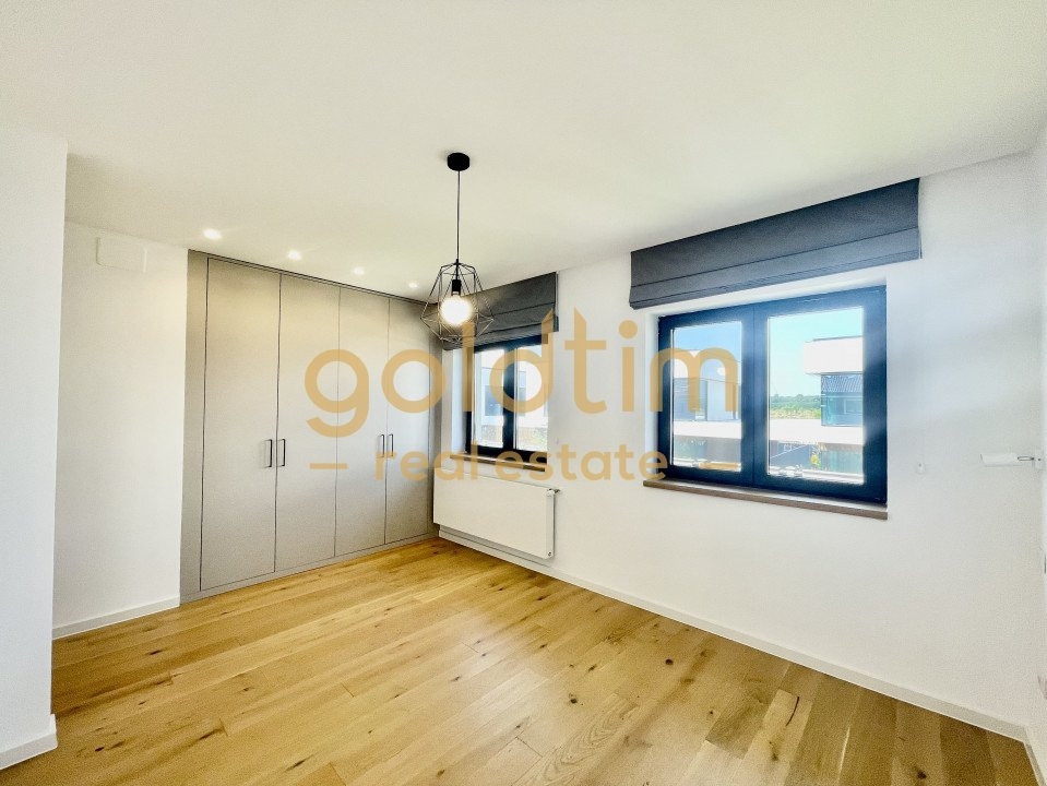 NOU/SUPERB/ OXFORD GARDENS/RENOVAT/PARCARE