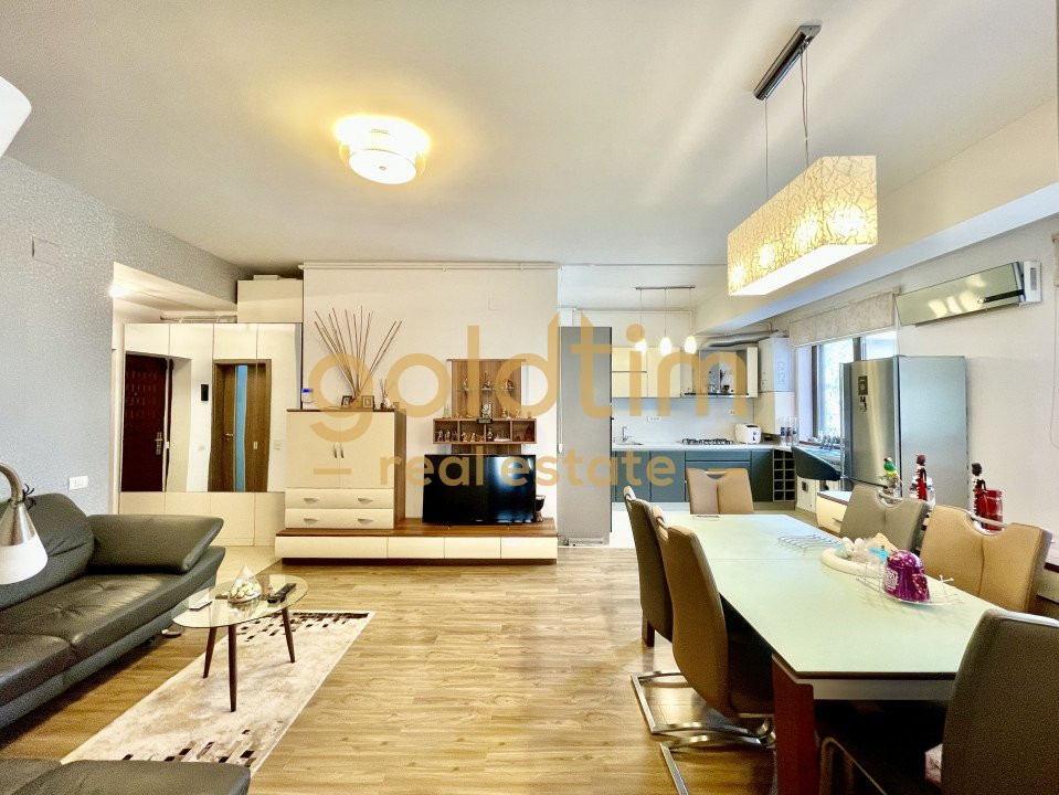 NOU/MOBILAT SI UTlLAT