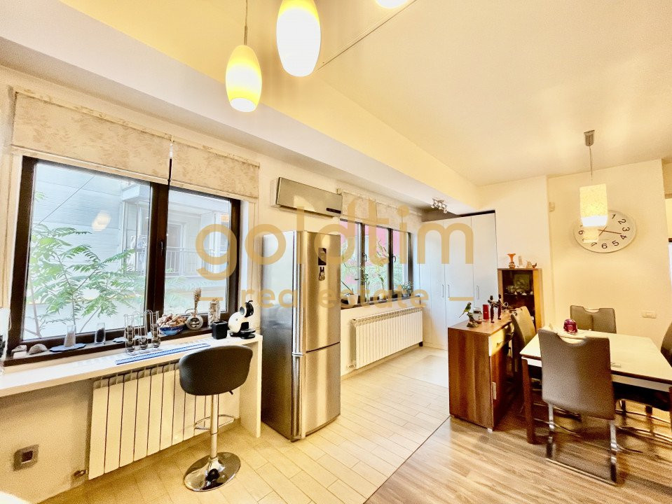 NOU/MOBILAT SI UTlLAT