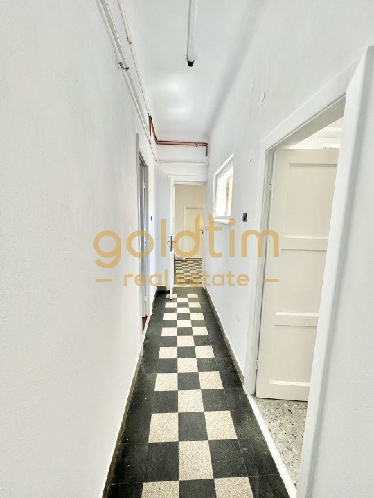 APARTAMENT ÎN VILĂ/NOU RENOVAT/MOBILAT ȘI UTILAT/CURTE