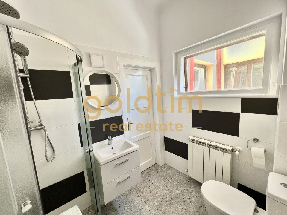 APARTAMENT ÎN VILĂ/NOU RENOVAT/MOBILAT ȘI UTILAT/CURTE