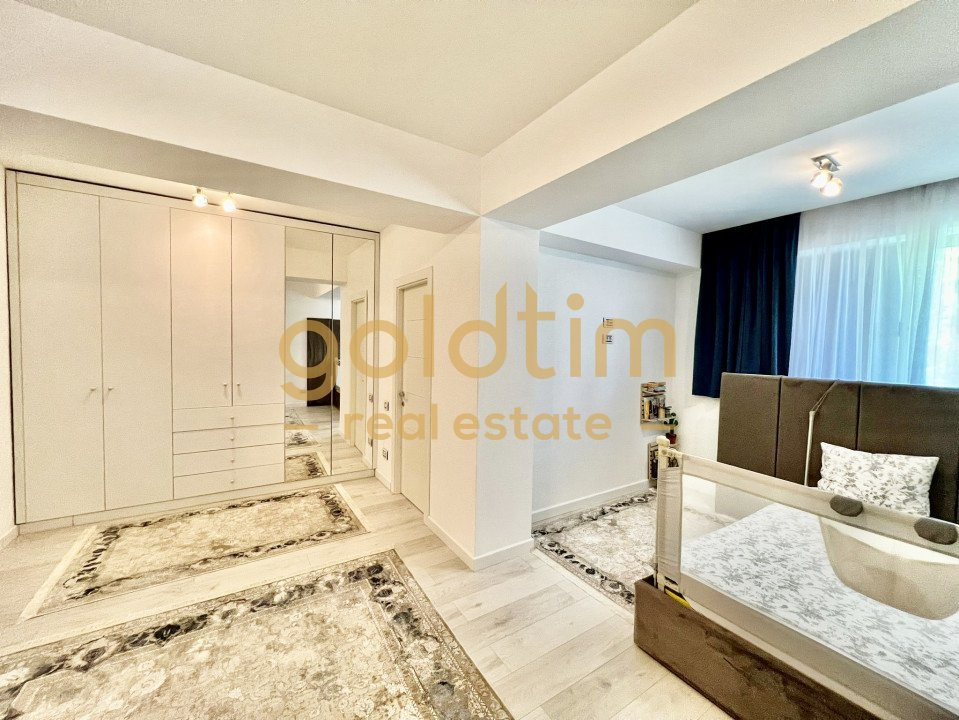 SUPERB/DUPLEX/GRADINA MATURA/ ANSAMBLU INCHIS LANGA PADURE