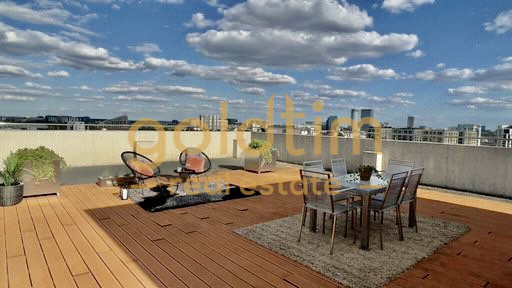 PENTHOUSE CU GARDEN FLOOR/200mp TERASA/DRESSING/ PARCARE/PRIVELISTE SUPERBA