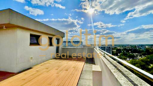 PENTHOUSE CU GARDEN FLOOR/200mp TERASA/DRESSING/ PARCARE/PRIVELISTE SUPERBA