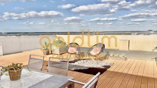 PENTHOUSE CU GARDEN FLOOR/200mp TERASA/DRESSING/ PARCARE/PRIVELISTE SUPERBA