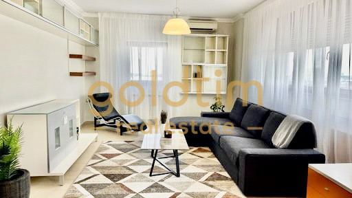 PENTHOUSE CU GARDEN FLOOR/200mp TERASA/DRESSING/ PARCARE/PRIVELISTE SUPERBA