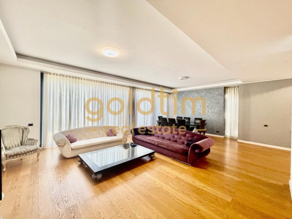 VILA IN COMPLEX RESIDENTIAL/IANCU NICOLAE