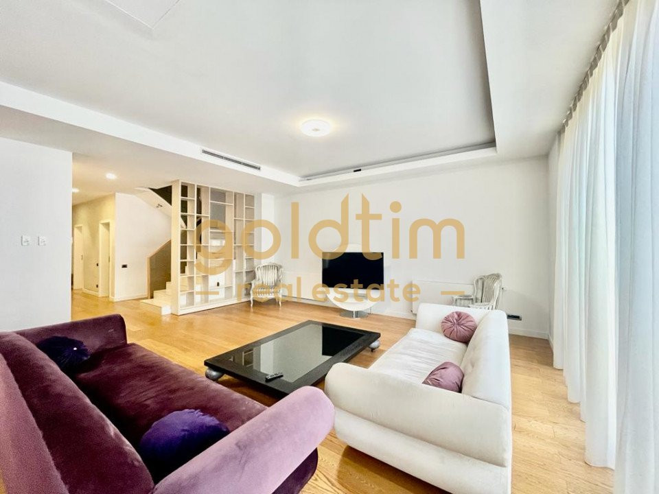 VILA IN COMPLEX RESIDENTIAL/IANCU NICOLAE