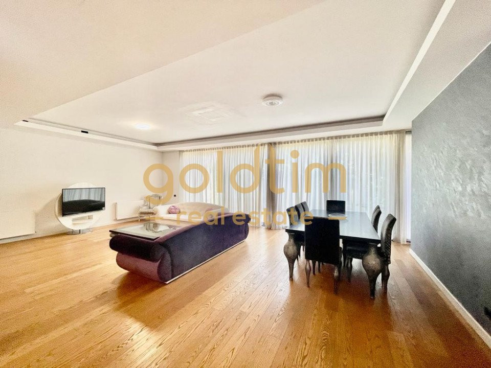 VILA IN COMPLEX RESIDENTIAL/IANCU NICOLAE