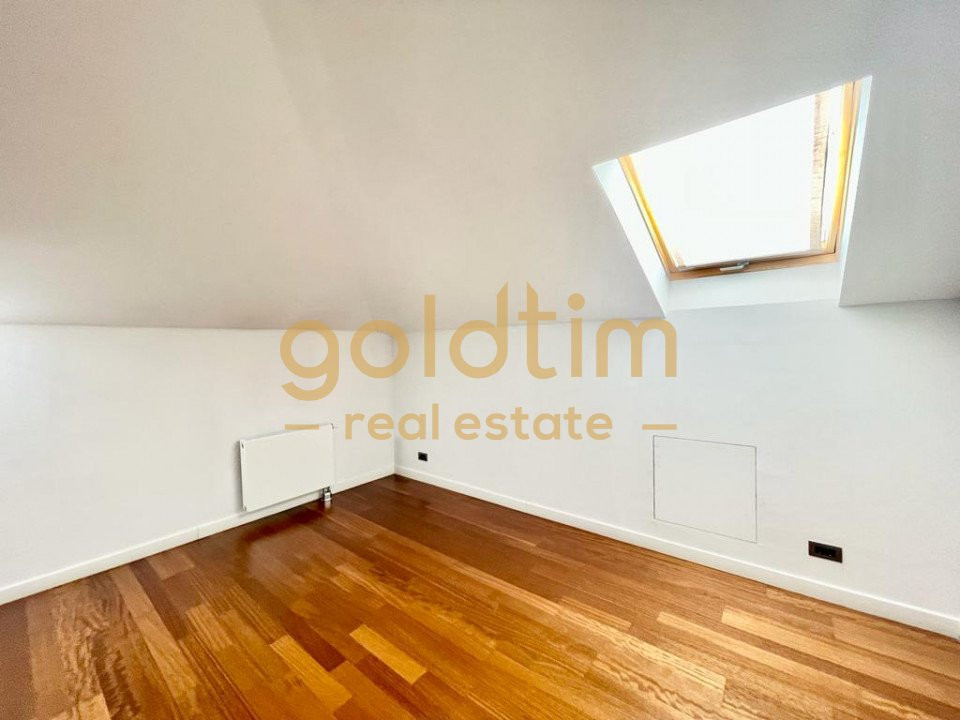 VILA IN COMPLEX RESIDENTIAL/IANCU NICOLAE