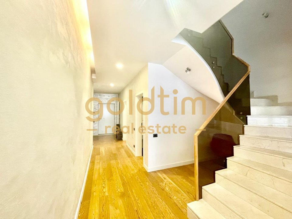 VILA IN COMPLEX RESIDENTIAL/IANCU NICOLAE