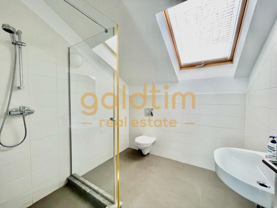 VILA IN COMPLEX RESIDENTIAL/IANCU NICOLAE