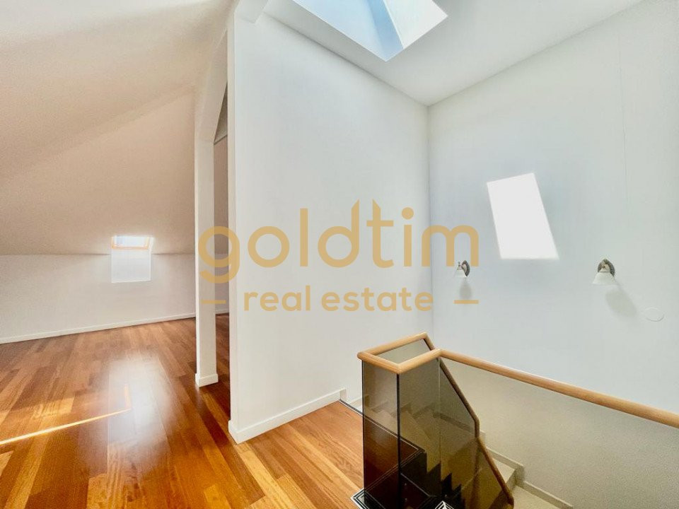 VILA IN COMPLEX RESIDENTIAL/IANCU NICOLAE