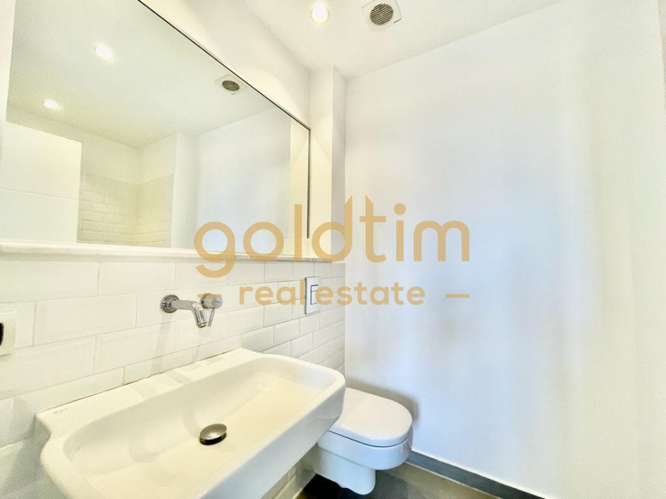 VILA IN COMPLEX RESIDENTIAL/IANCU NICOLAE