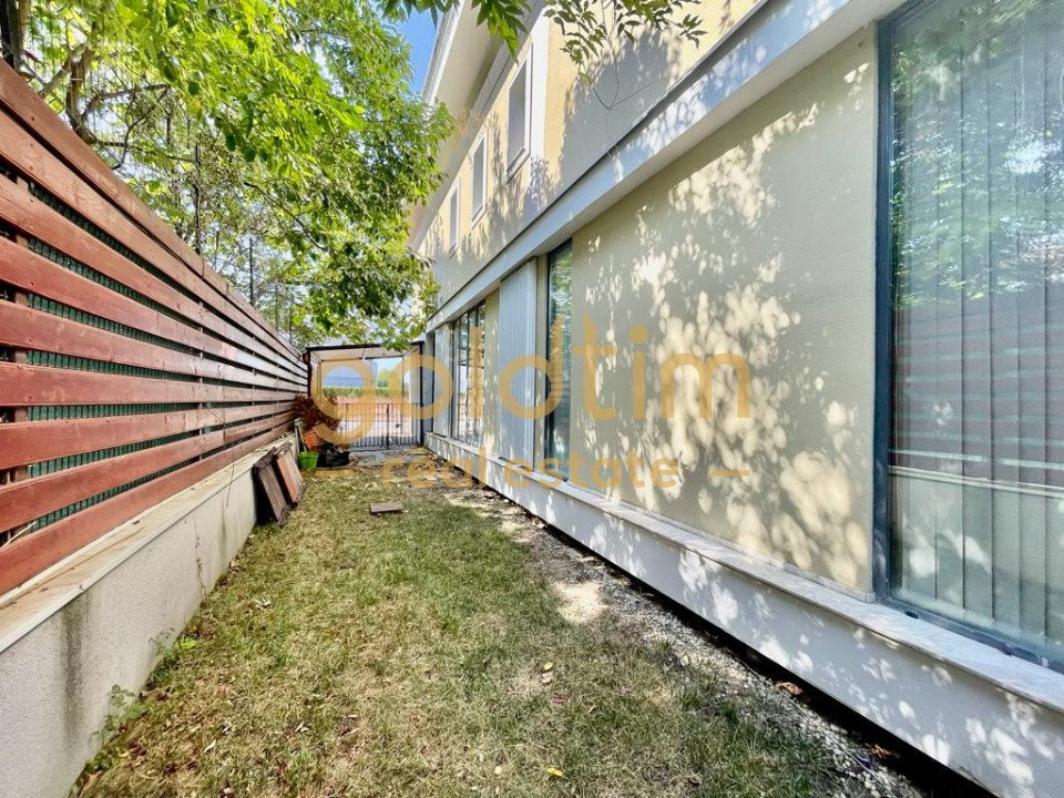 VILA IN COMPLEX RESIDENTIAL/IANCU NICOLAE