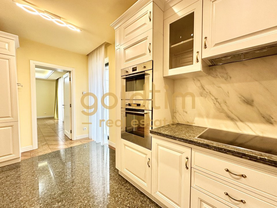 APARTAMENT EXCLUSIVIST/PARTIAL MOBILAT/3 TERASE/2 PARCARE SUBTERANA/PRIMAVERII