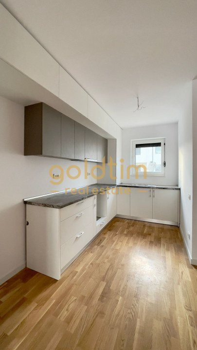 VILA SUPERBA/PARTIAL MOBILATA/ZONA LINISTITA/LOCURI DE PARCARE