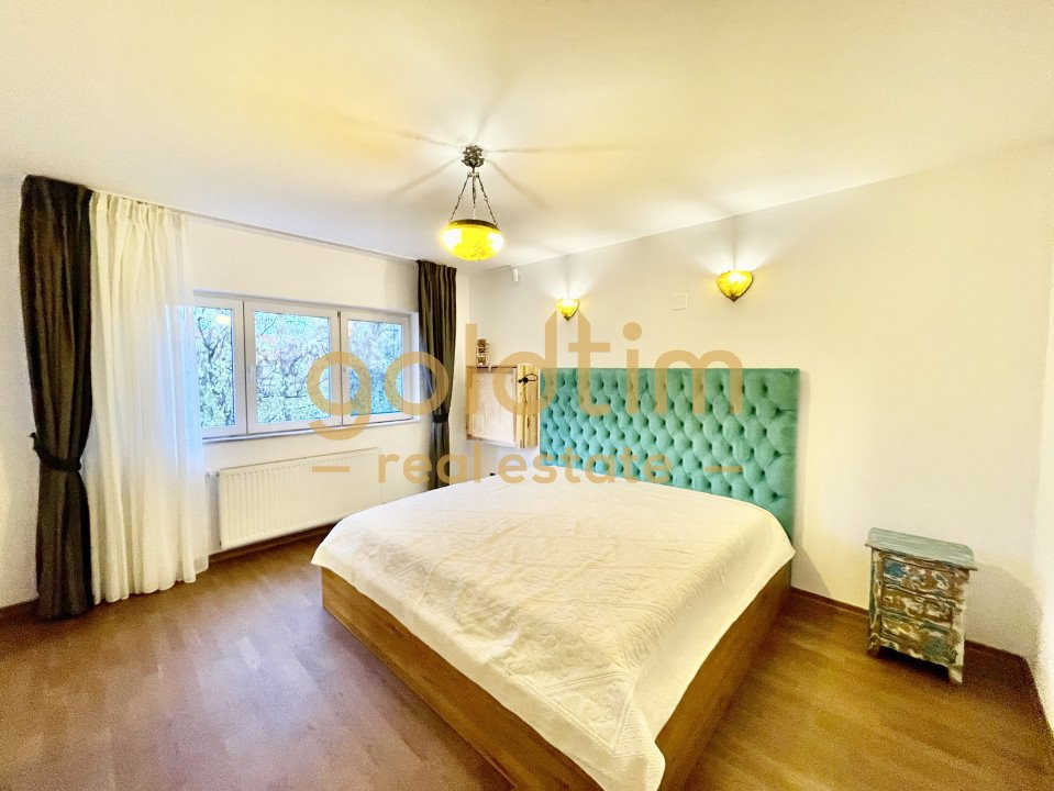 VILA INDIVIDUALA/ TEREN 500 Mp