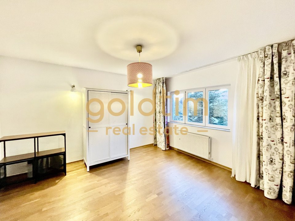 VILA INDIVIDUALA/ TEREN 500 Mp