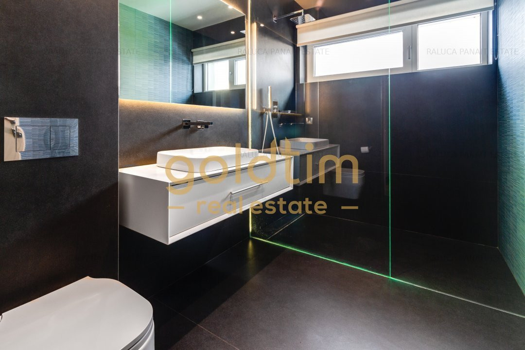 NEW/ ULTRA LUXURY DESIGN/DUPLEX/UNDERGROUND PARKING