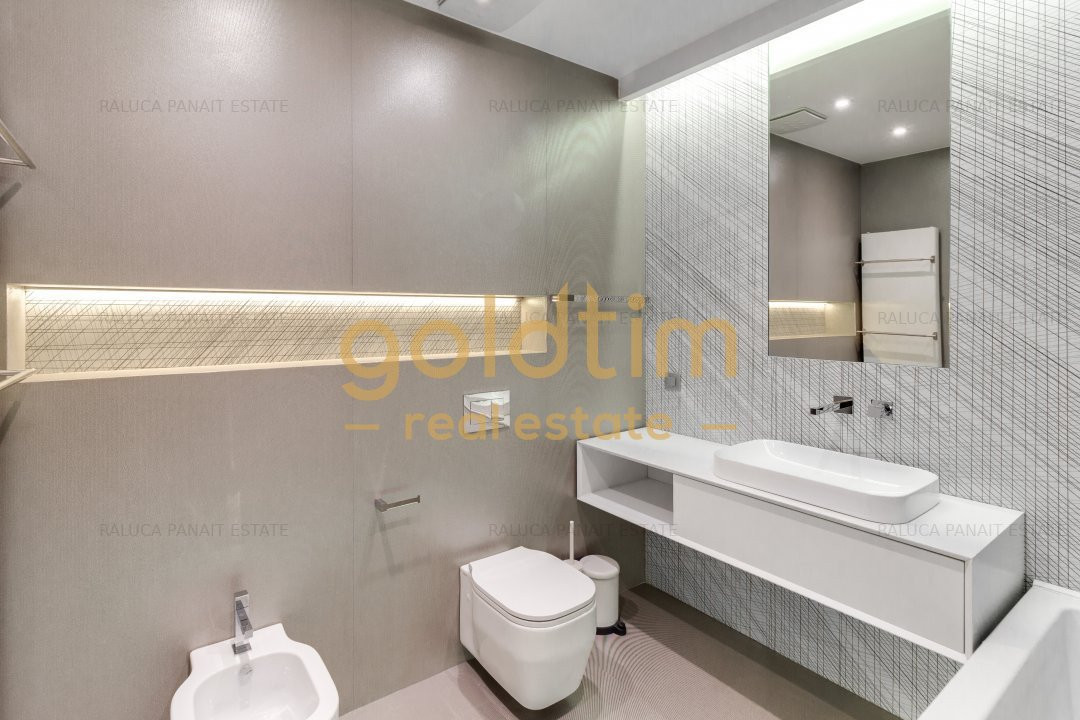 NEW/ ULTRA LUXURY DESIGN/DUPLEX/UNDERGROUND PARKING