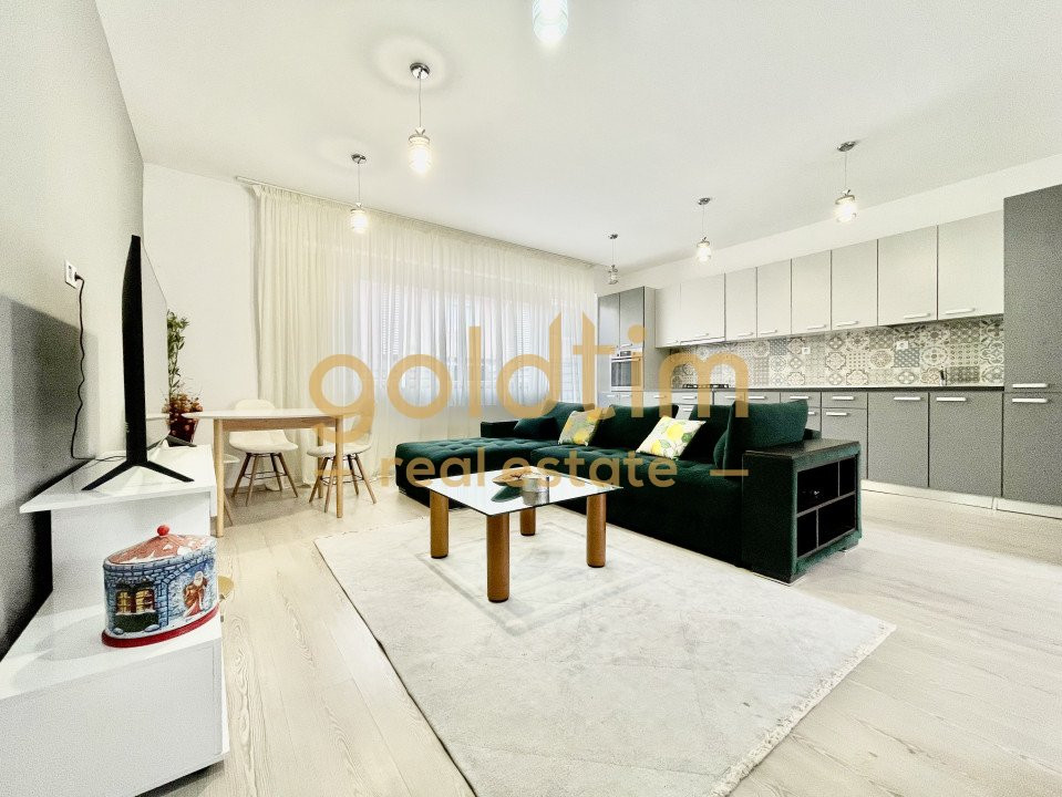 PET FRIENDLY/ PIPERA OMV/ ANSAMBLU SECURIZAT/ PISCiNA