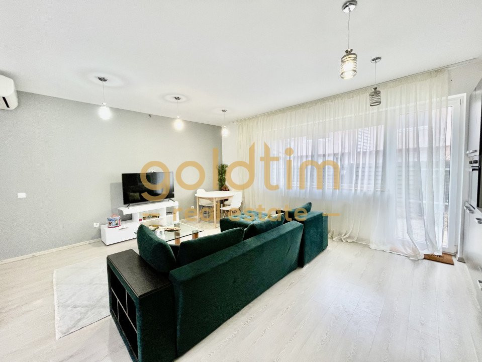 PET FRIENDLY/ PIPERA OMV/ ANSAMBLU SECURIZAT/ PISCiNA