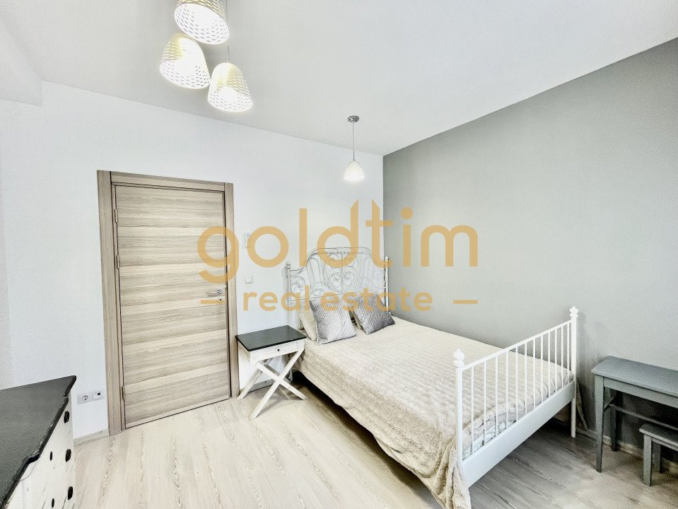 PET FRIENDLY/ PIPERA OMV/ ANSAMBLU SECURIZAT/ PISCiNA