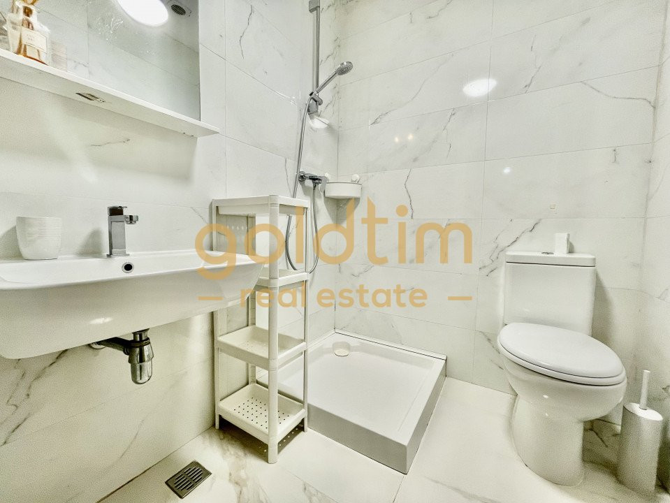 PET FRIENDLY/ PIPERA OMV/ ANSAMBLU SECURIZAT/ PISCiNA