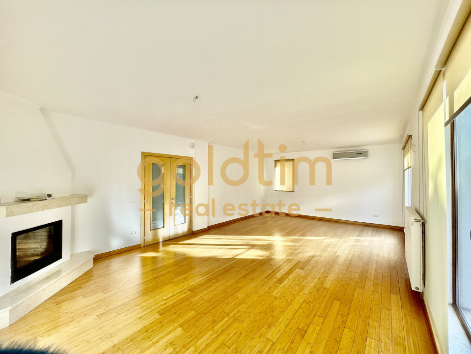 VILA IN COMPLEX REZIDENTIAL/CURTE PROPRIE/PISCINA/SPORTS CENTER/IANCU NICOLAE