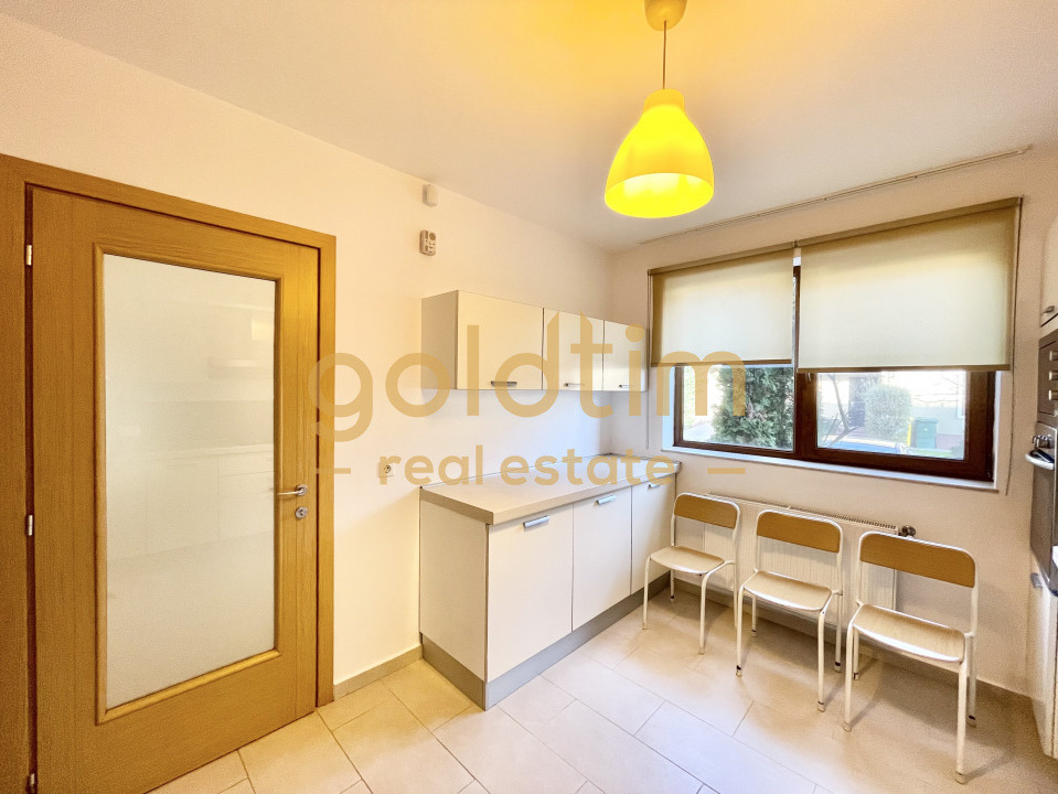 VILA IN COMPLEX REZIDENTIAL/CURTE PROPRIE/PISCINA/SPORTS CENTER/IANCU NICOLAE