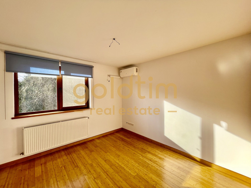 VILA IN COMPLEX REZIDENTIAL/CURTE PROPRIE/PISCINA/SPORTS CENTER/IANCU NICOLAE